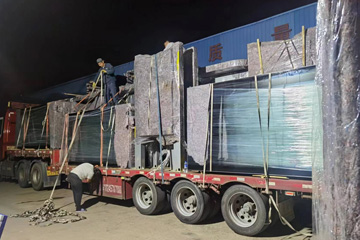 新疆公交站臺候車亭發貨現場